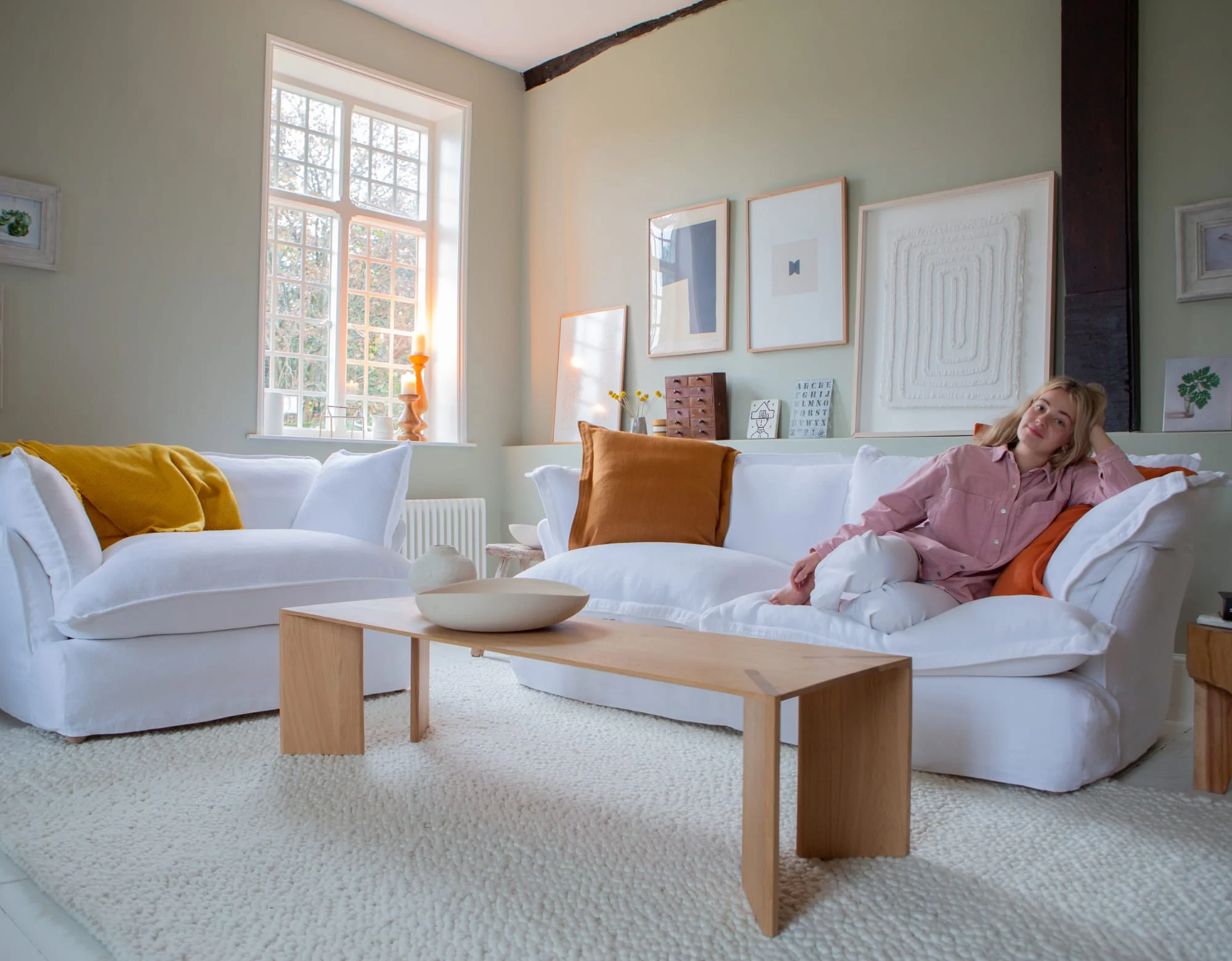 selenite-white-room-set-living-room-loveseat-sofa-makerandson