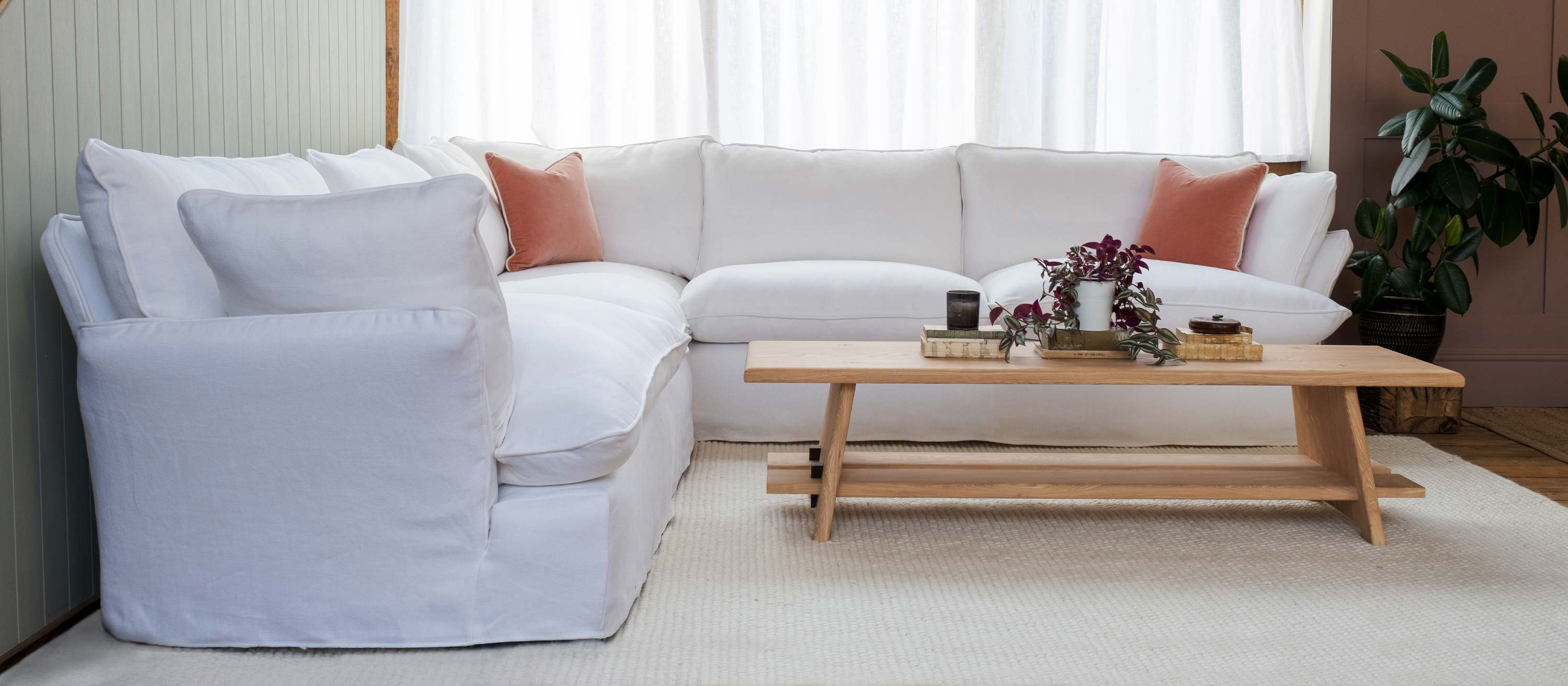 Maker and Son Milland coffee table large size, close up.